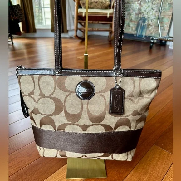 Coach Signature Monogram Khaki/Brown Stripe Tote/Shoulder Bag - Picture 2 of 11